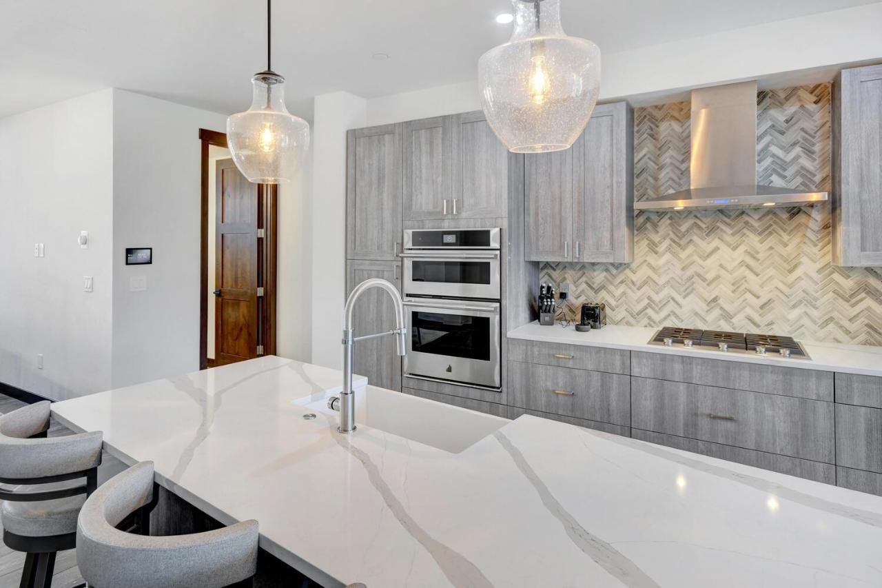 New River Front Luxury Villa #236 With Hot Tub & Great Views - 500 Dollars Of Free Activities & Equipment Rentals Daily Winter Park Exterior photo